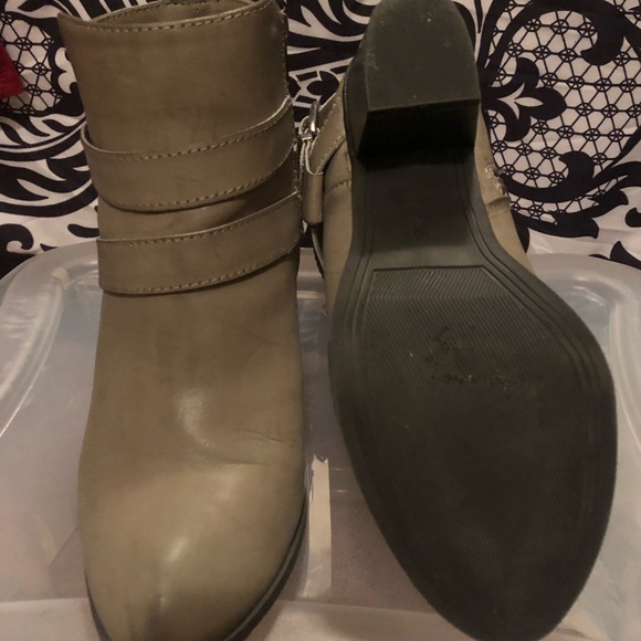Express Shoes - Express Boots Express Shoes - Express Boots